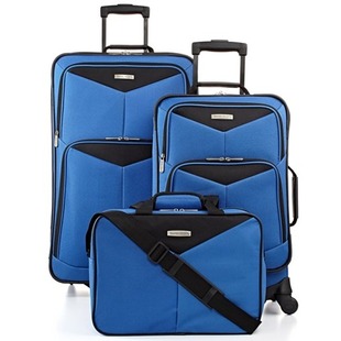 Macy's 3pc Luggage Set $42!